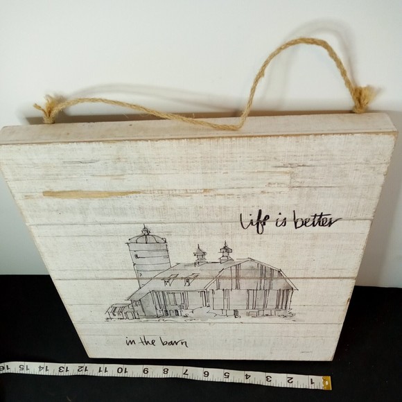 Wooden Wall Plaque Sign- Farm House Style, Life is Better‎ in a Barn - Picture 4 of 7